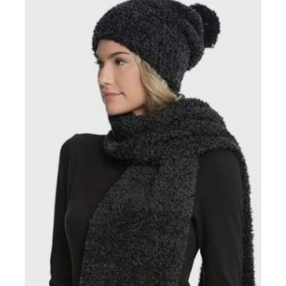 Barefoot Dreams - Cozy Chic Pom Pom Beanie & Scarf Set - Picture 1 of 5